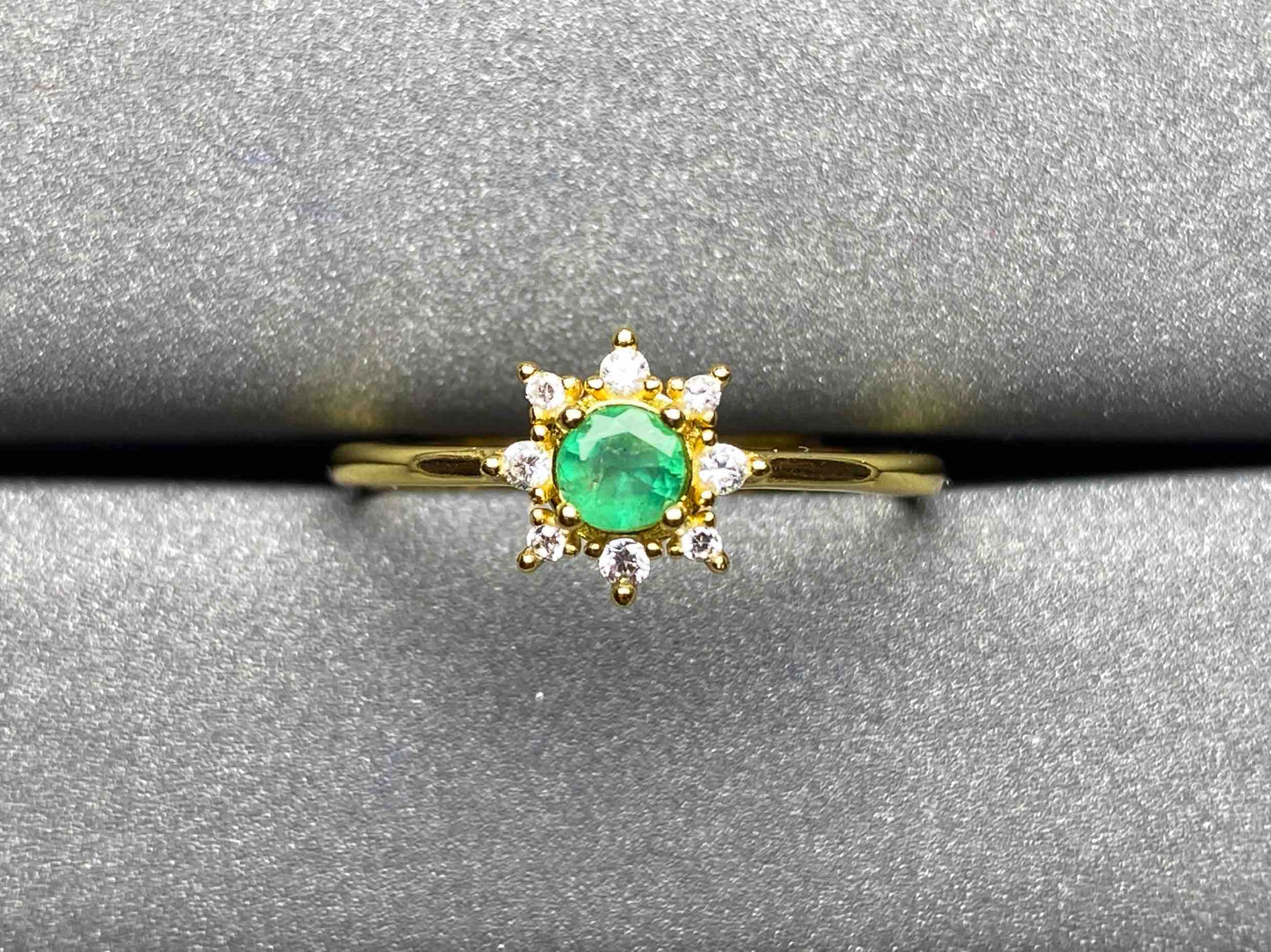 A333 Emerald Ring