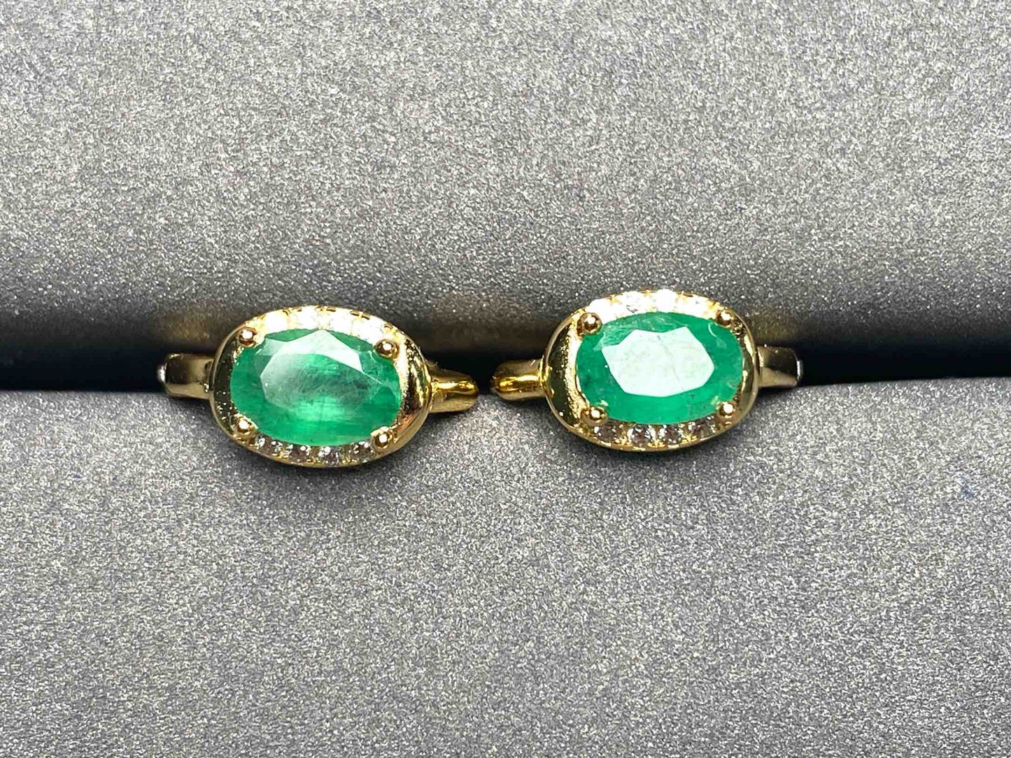 A3417 Emerald Earrings