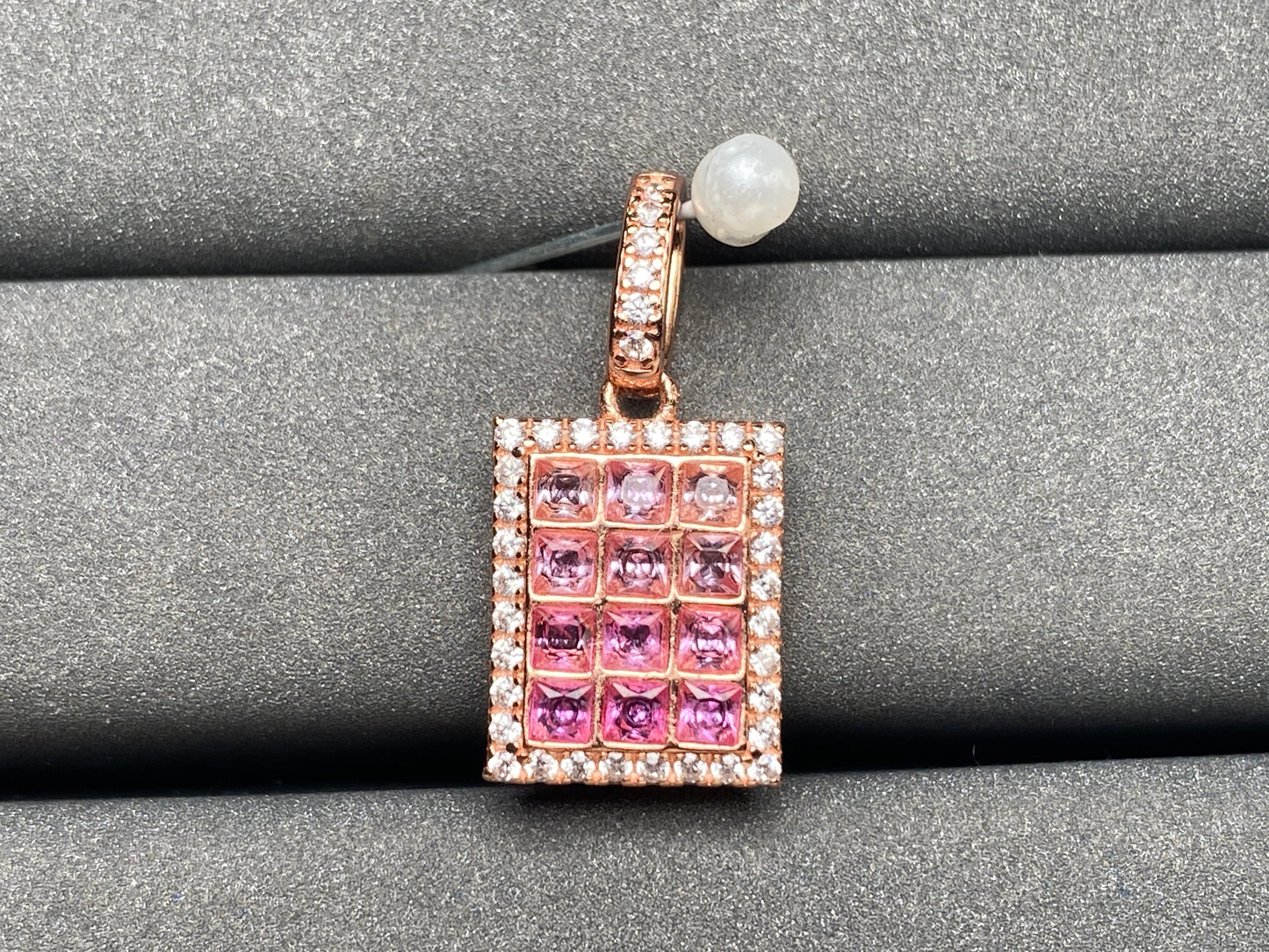 A3516 Pink Sapphire Pendant