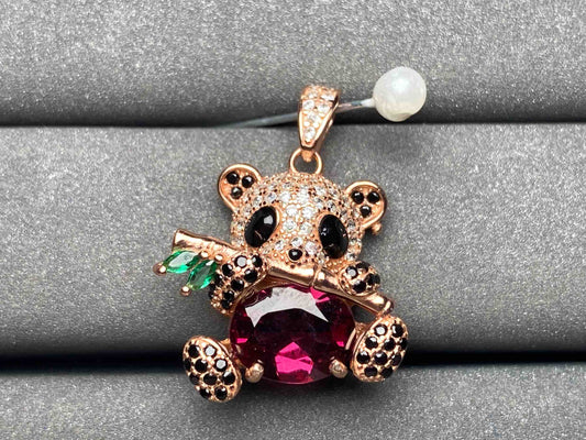 A3537 Garnet Pendant