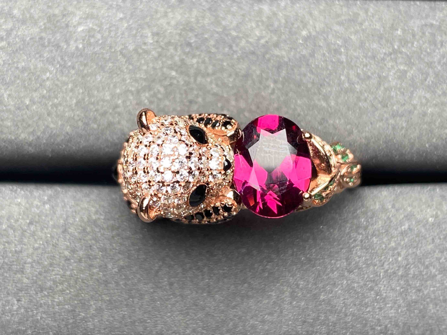 A3542 Garnet Ring