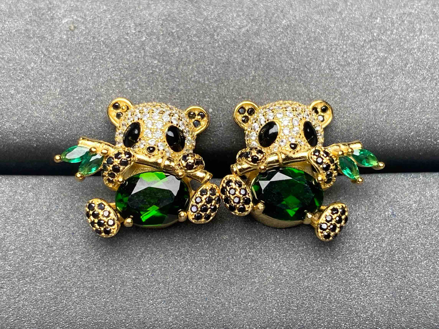 A3544 Peridot Earrings