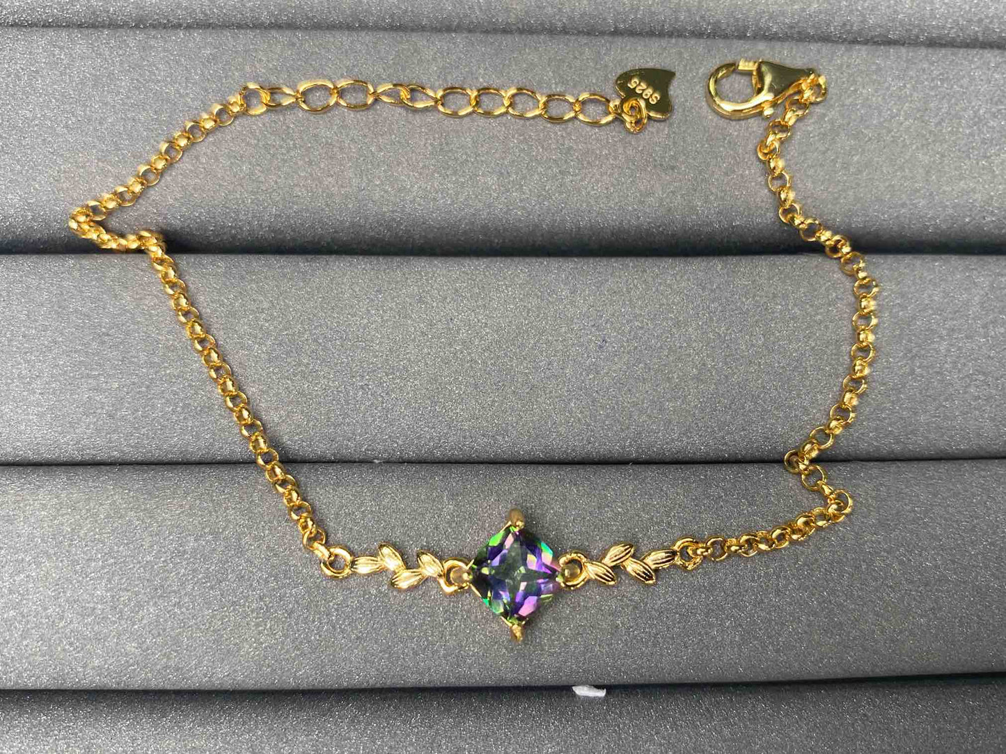 A3639 Topaz Bracelet