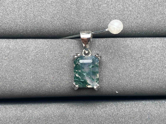 A3642 Moss Agate Pendant