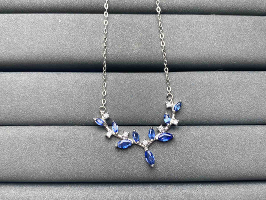 A3684 Cornflower Sapphire Necklace