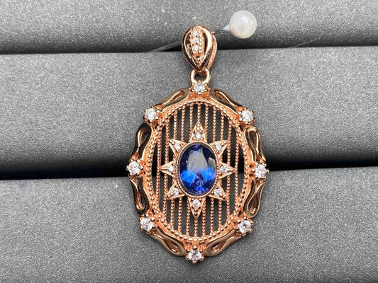 A3734 Topaz Pendant