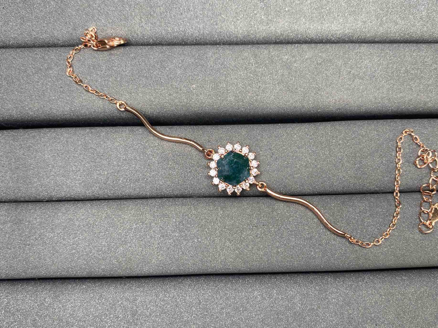 A3764 Moss Agate Bracelet