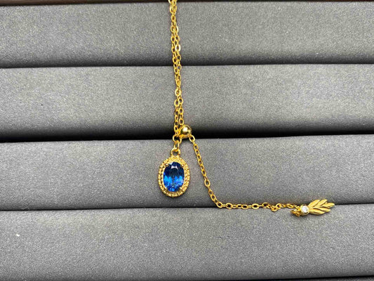A3776 Topaz Necklace