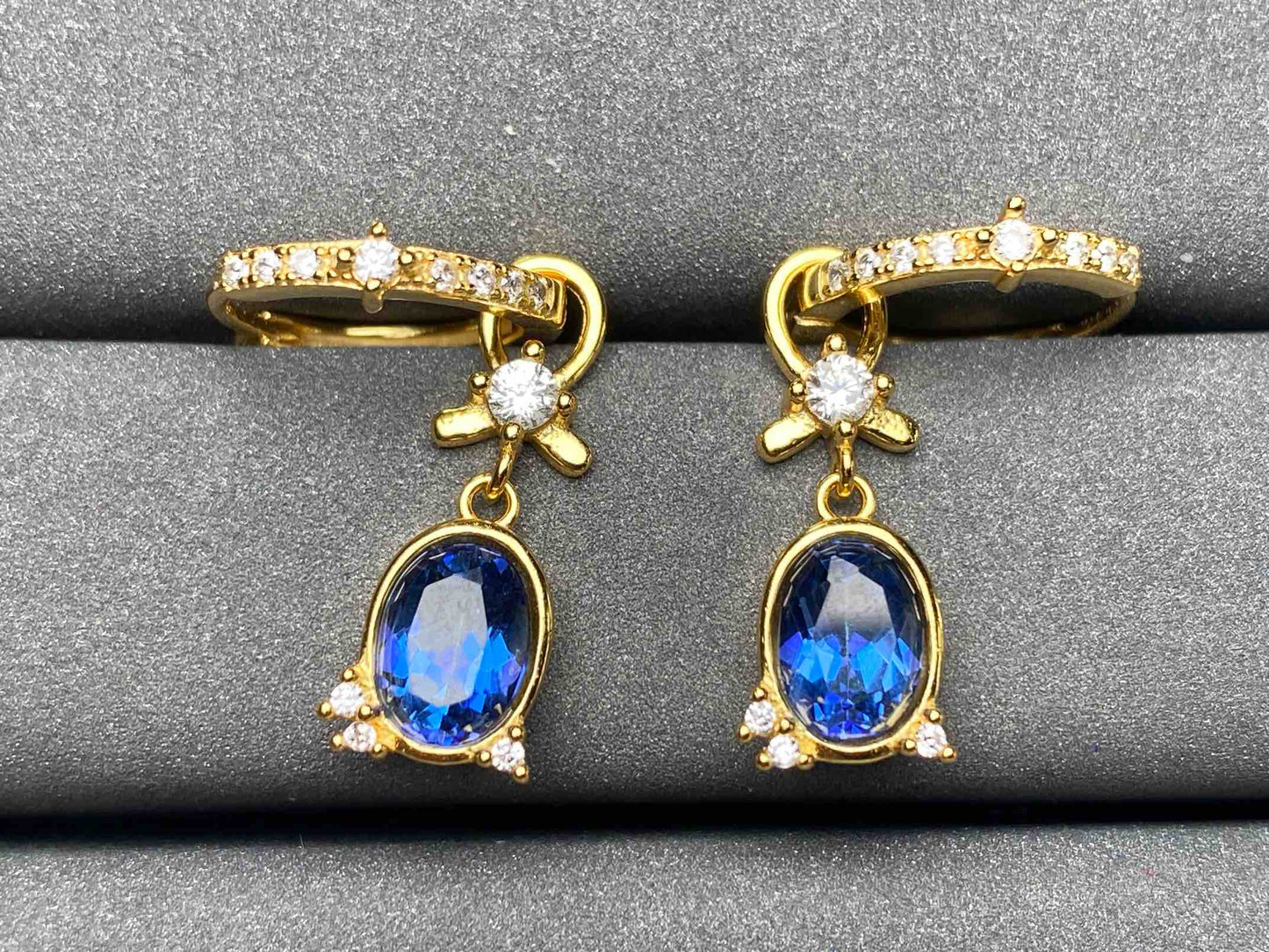 A3780 Topaz Earrings