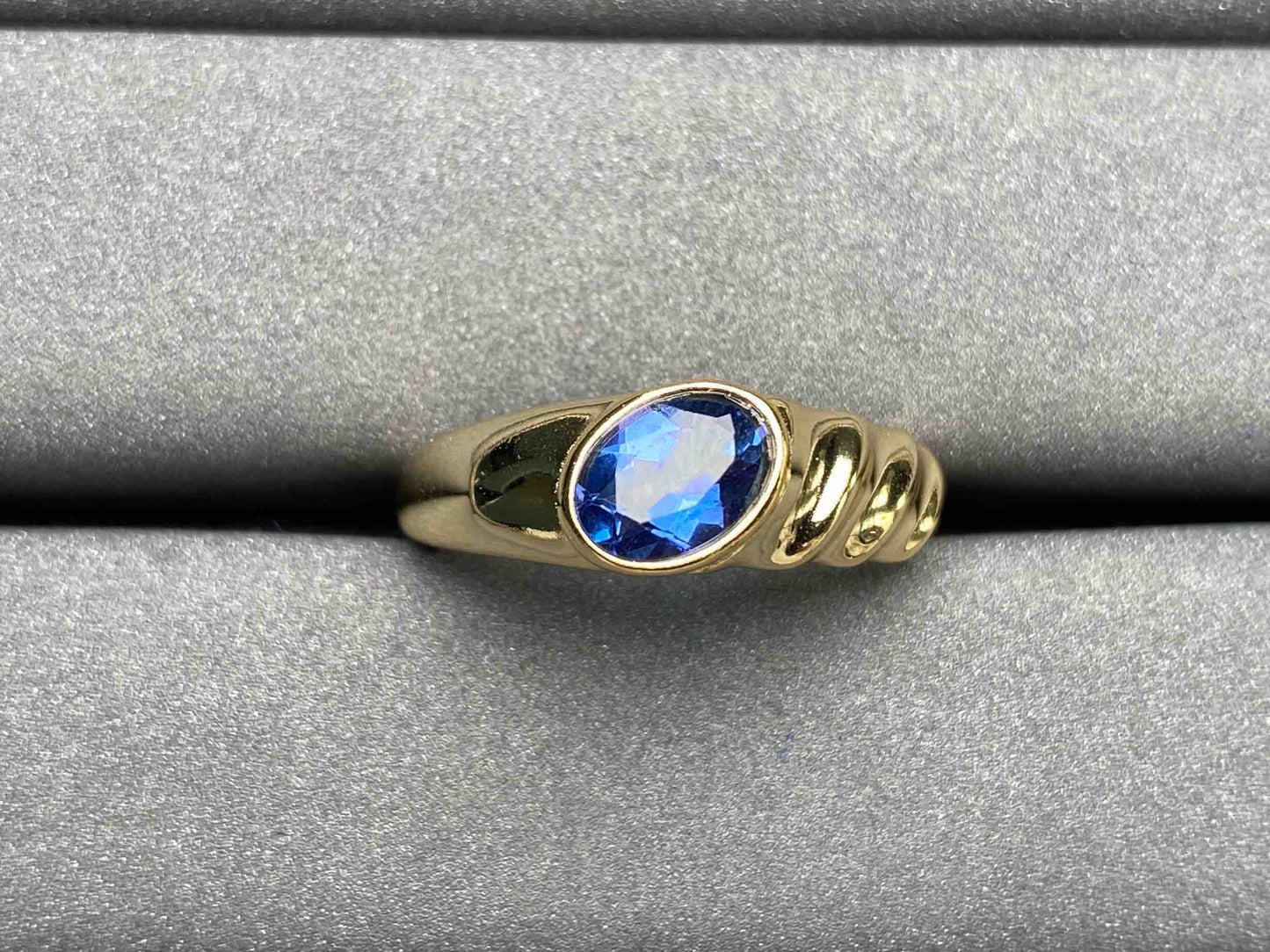 A3789 Topaz Ring