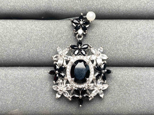 A3927 Spinel Pendant