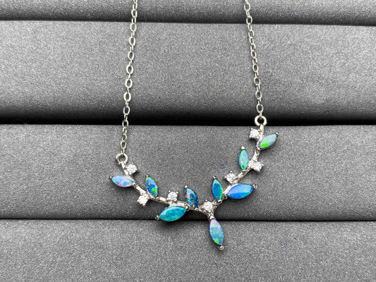 A3938 Opal Necklace
