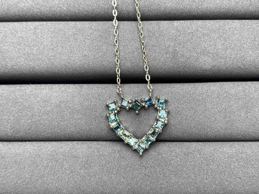 A3944 Teal Sapphire Necklace
