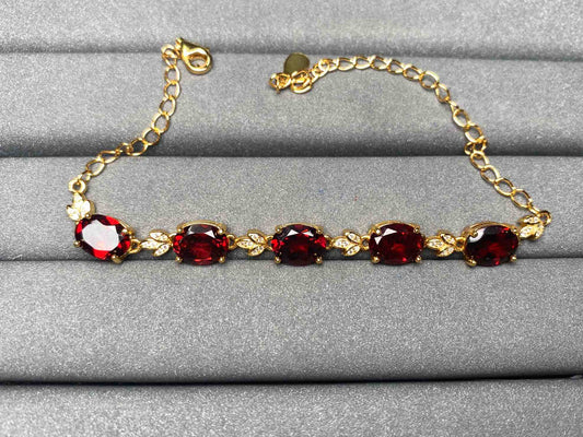 A3991 Garnet Bracelet