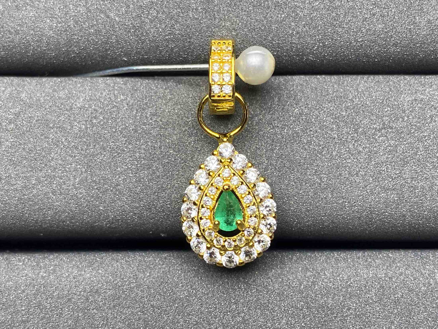 A4 Emerald Pendant