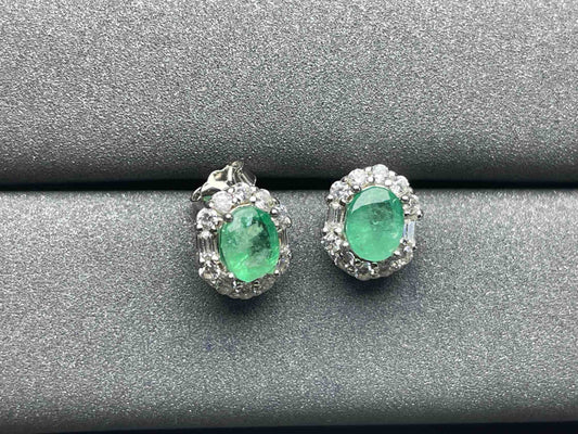 A422 Emerald Earrings