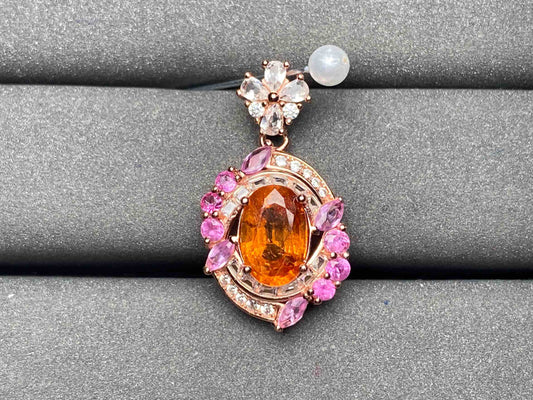 A4560 Fanta Pendant