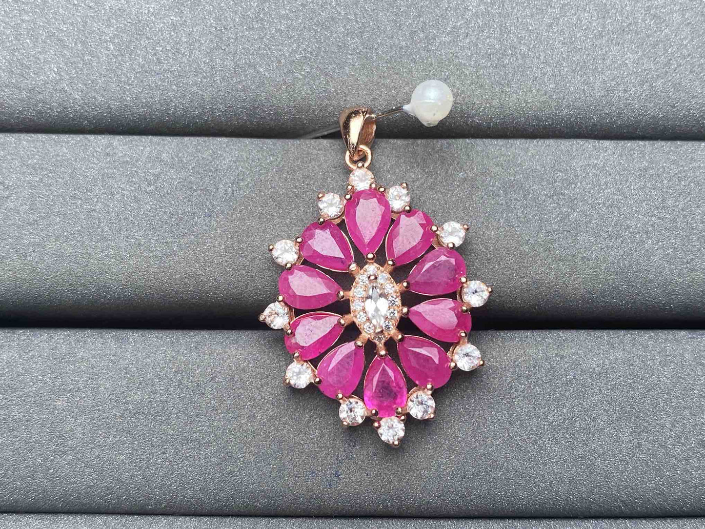 A4610 Ruby Pendant