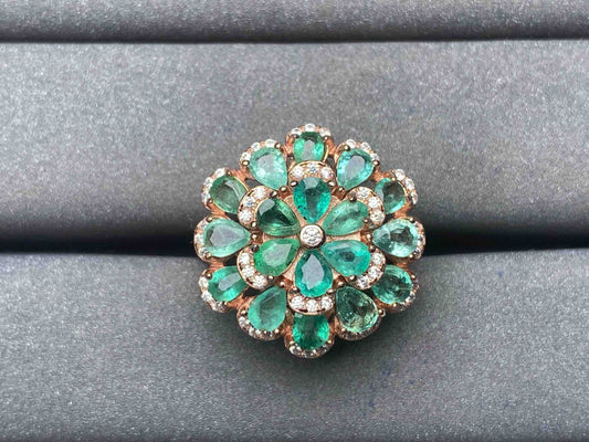 A4615 Emerald Ring