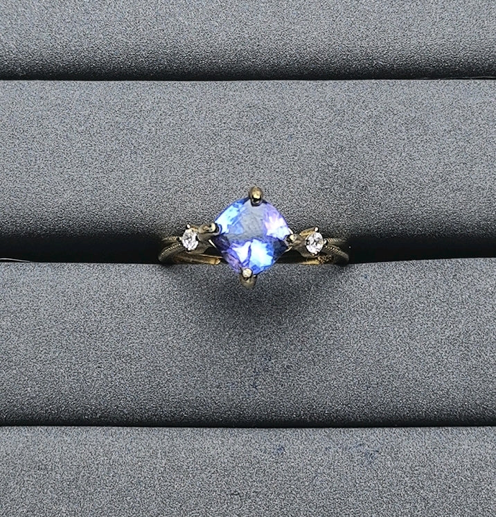 A4652 Tanzanite Ring