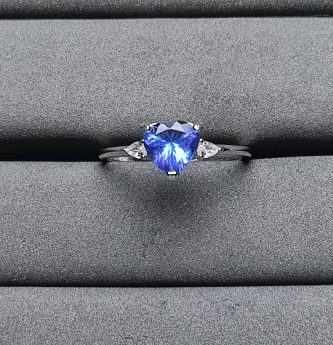 A4656 Tanzanite Ring