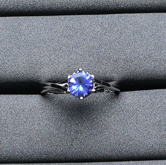 A4685 Tanzanite Ring