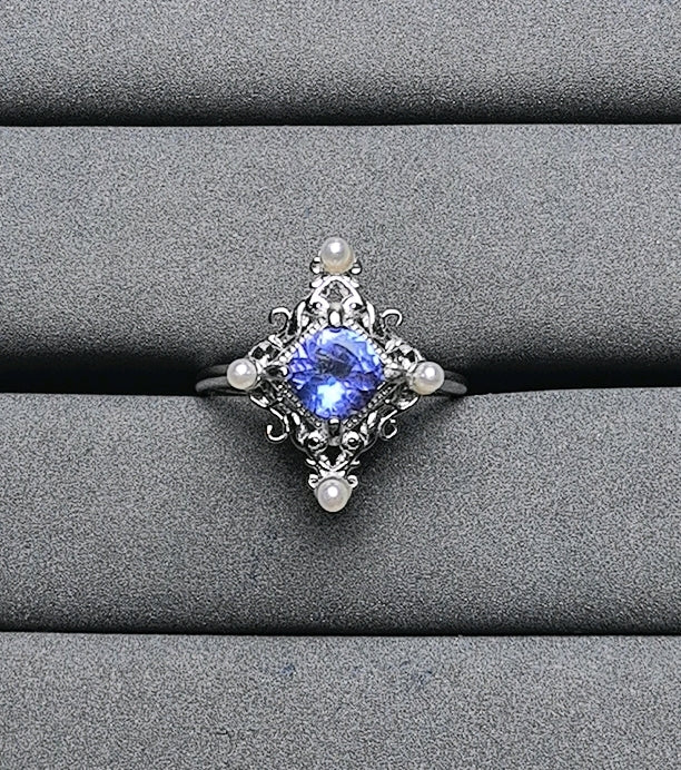 A4705 Tanzanite Ring
