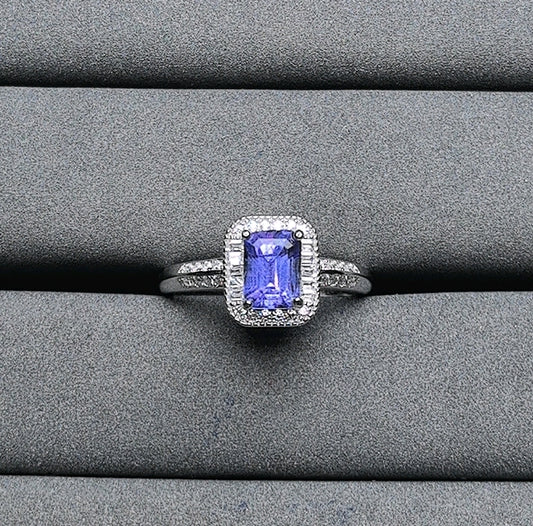 A4706 Tanzanite Ring