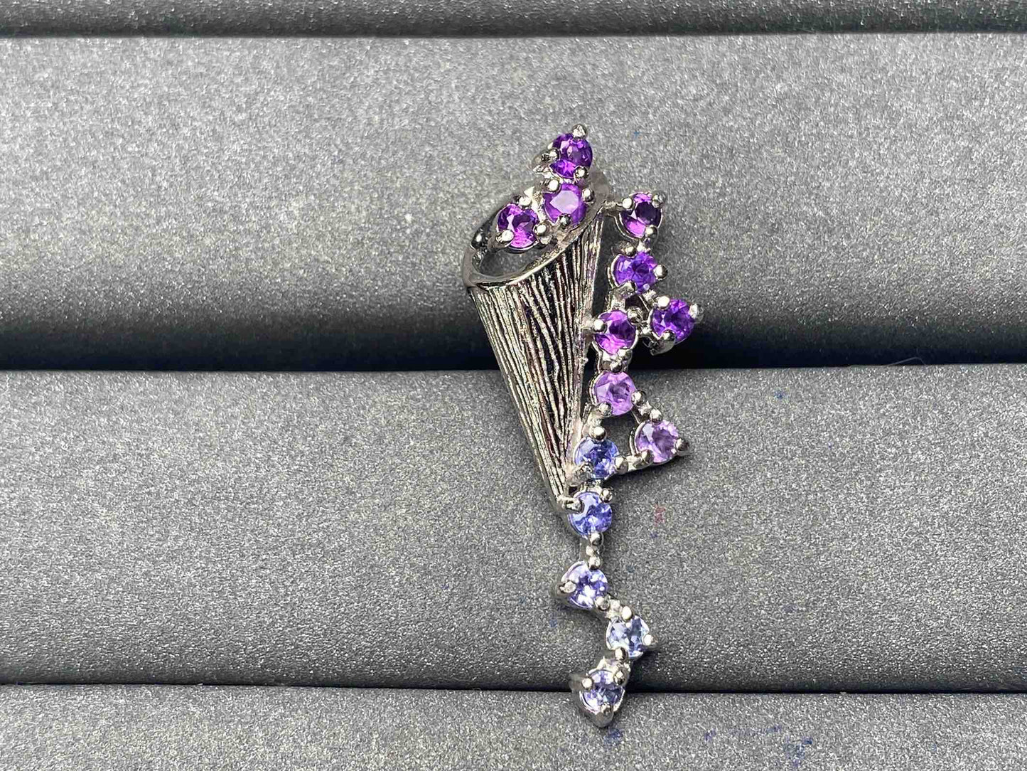 A4761 Amethyst Pendant