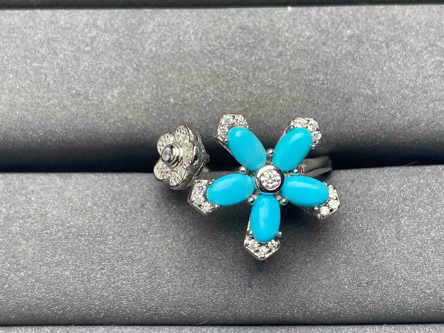 A4763 Turquoise Ring