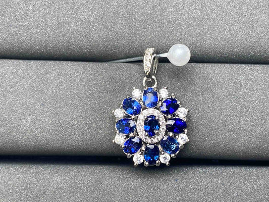 A4775 Blue Sapphire Pendant