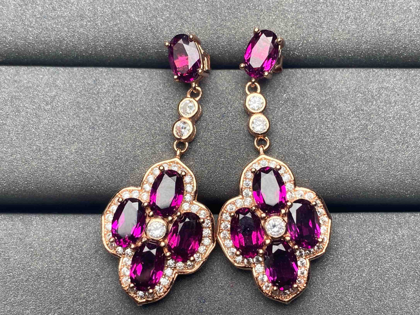 A4849 Garnet Earrings