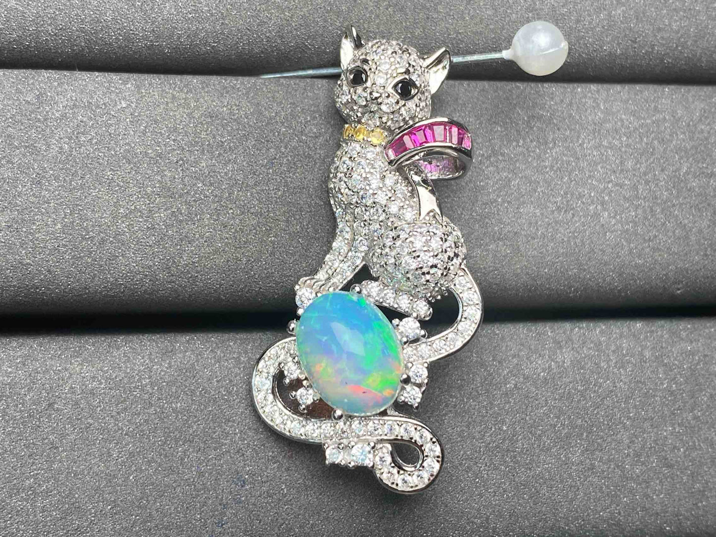 A4870 Opal Pendant
