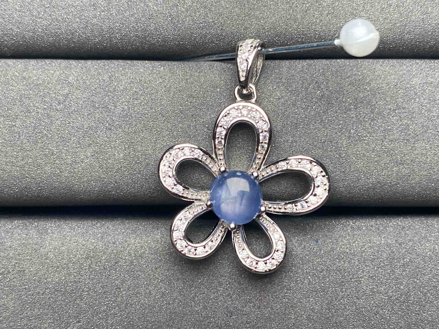 A4973 Star sapphire Pendant