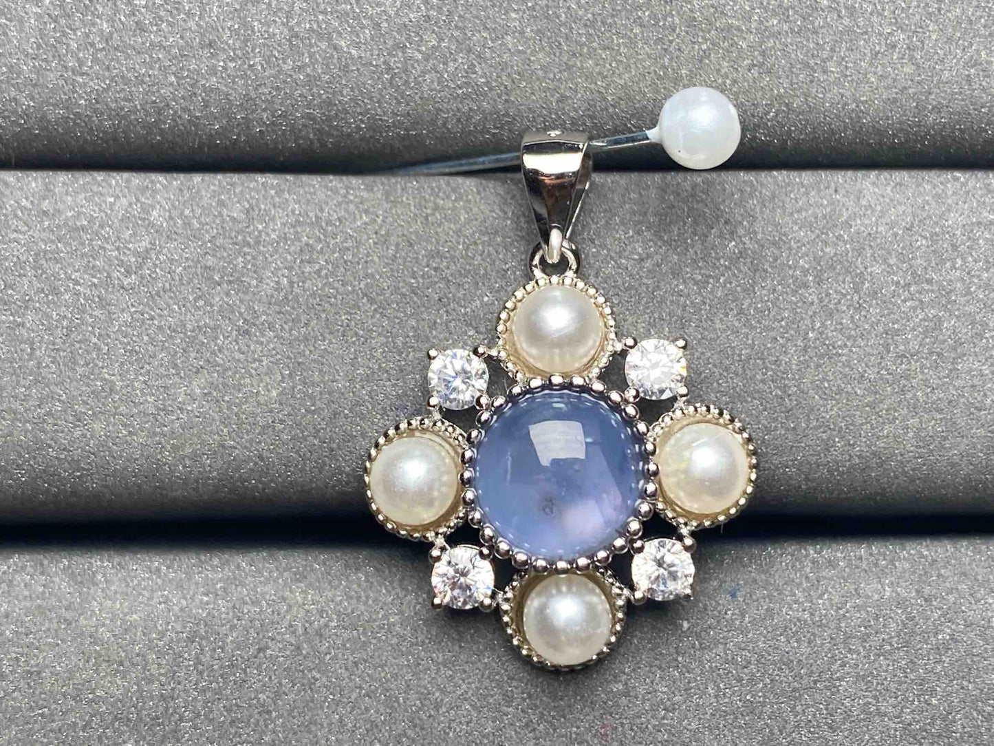 A4984 Star sapphire Pendant