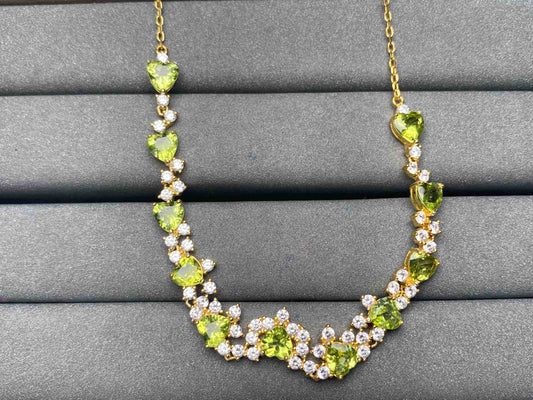 A5048 Peridot Necklace