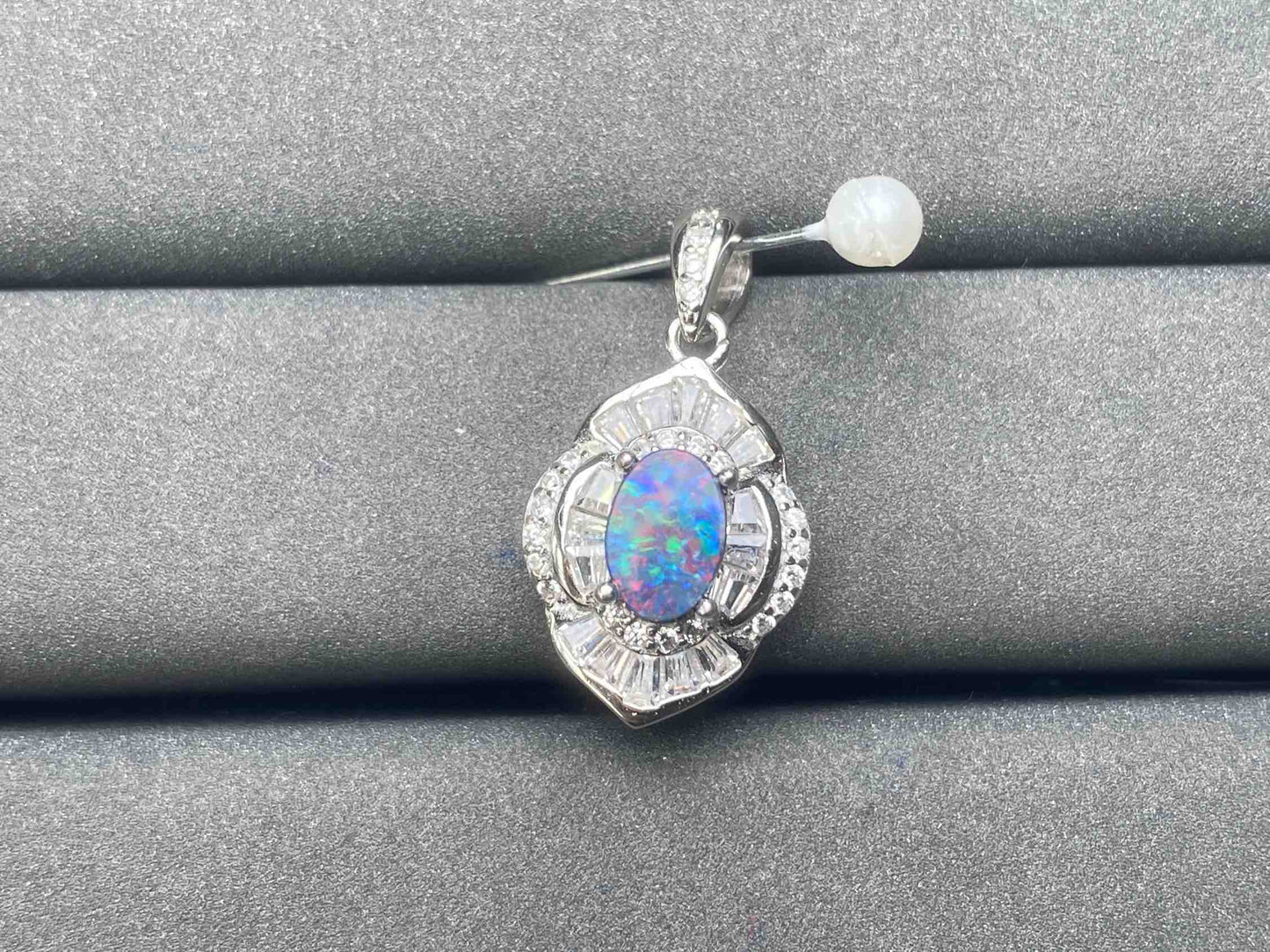 A5079 Opal Pendant