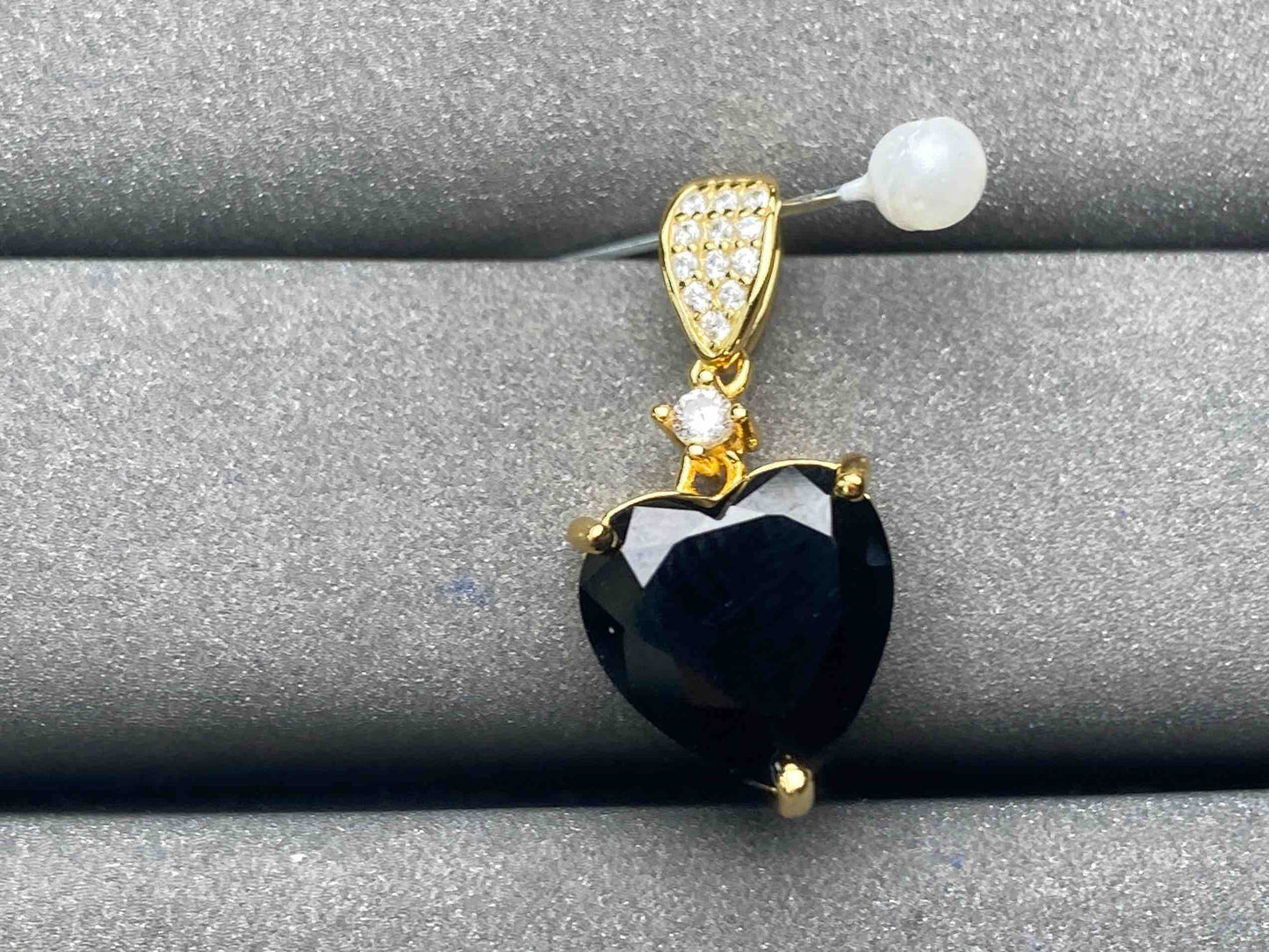 A5173 Spinel Pendant