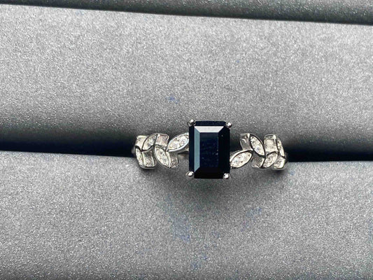 A5175 Spinel Ring