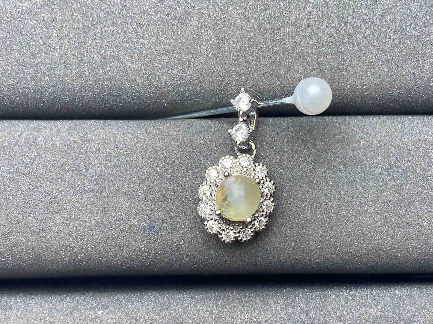 A5185 Chrysoberyl Pendant