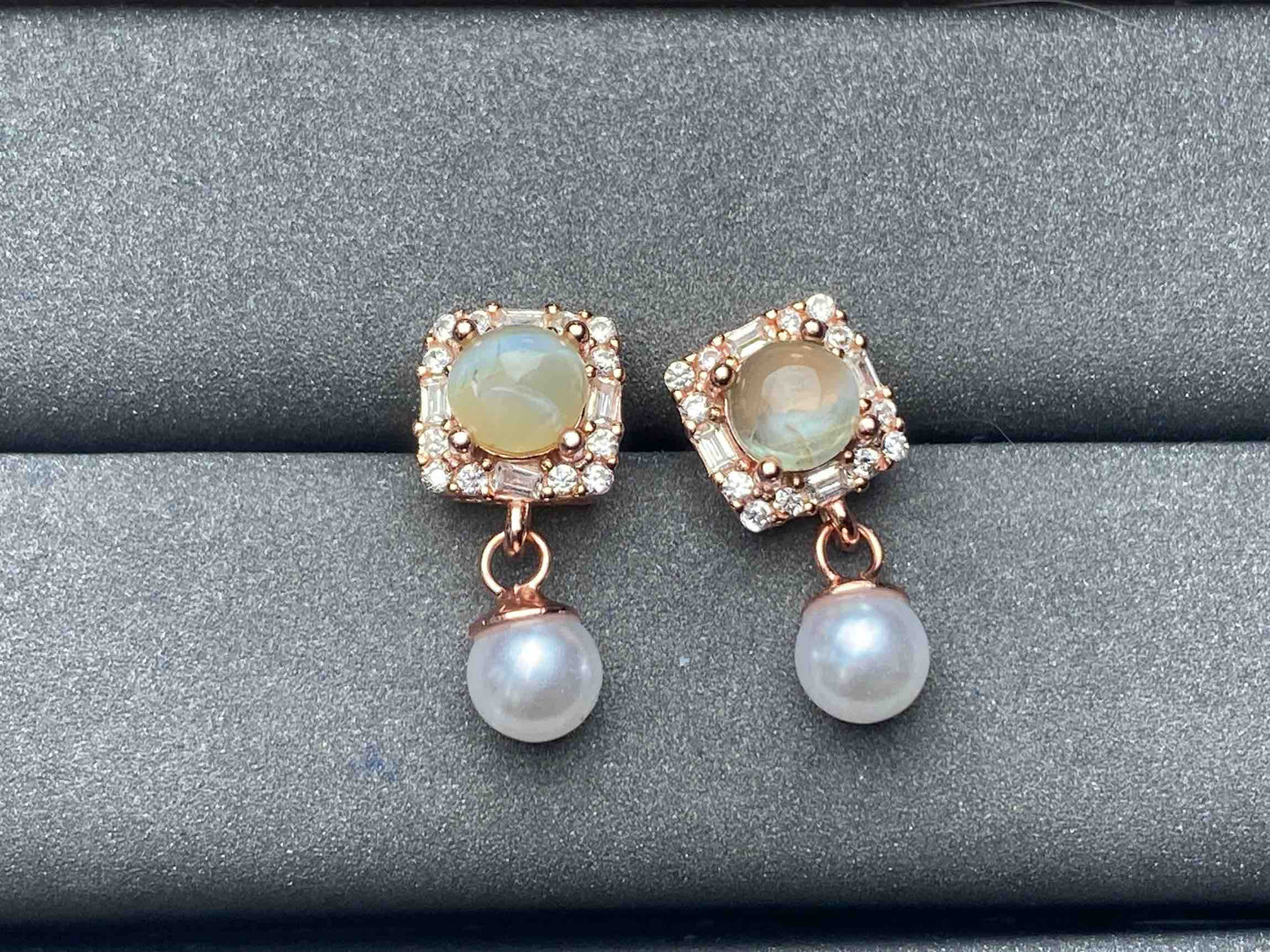 A5198 Chrysoberyl Earrings