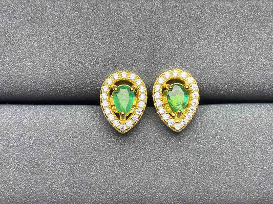 A53 Emerald Earrings