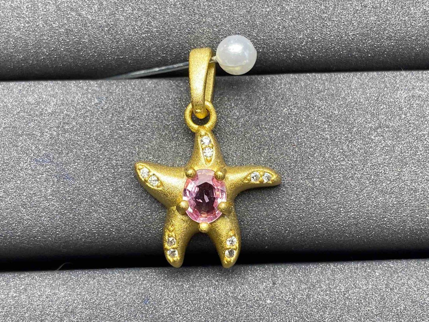 A552 Pink Sapphire Pendant