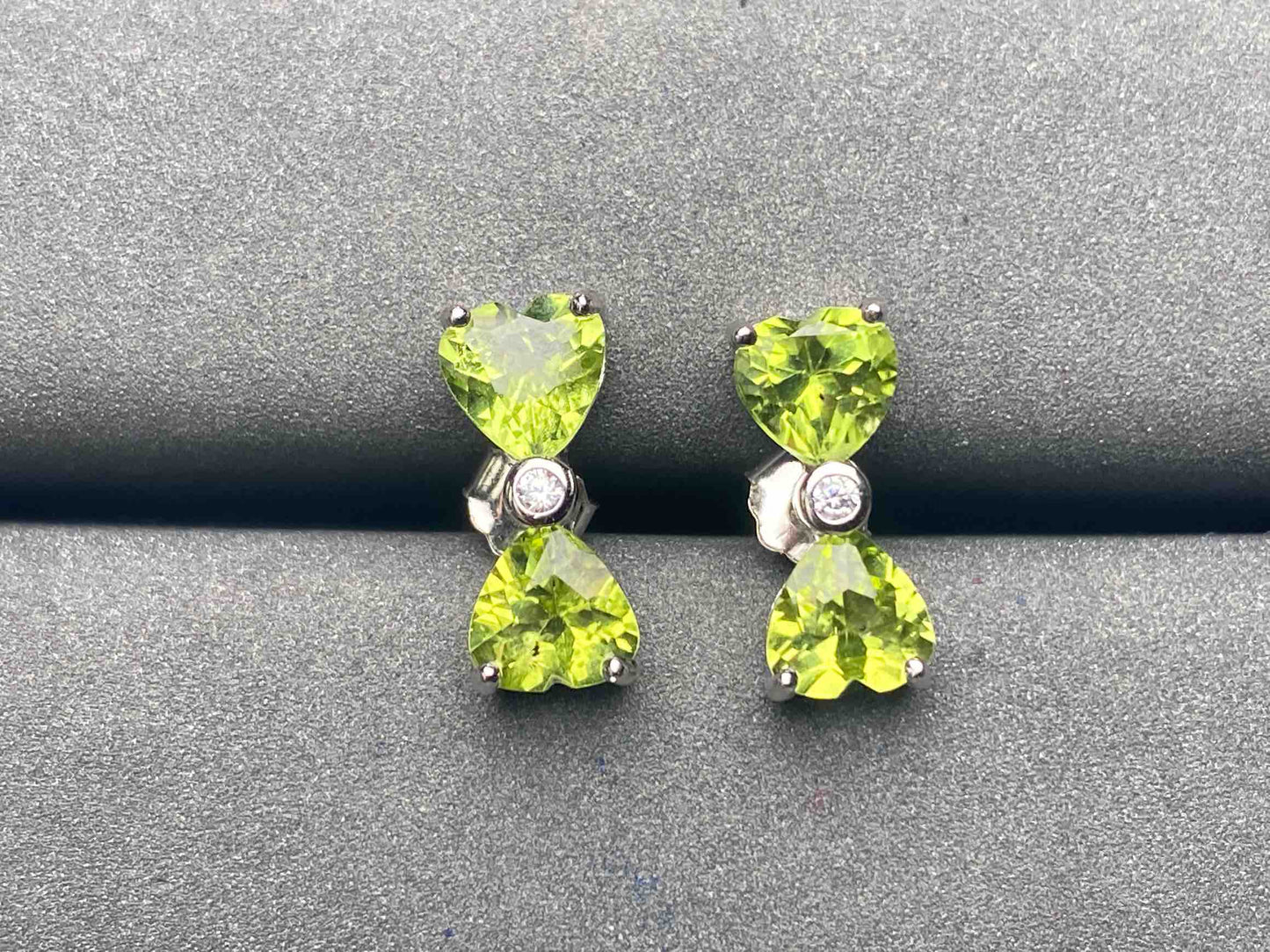 A5558 Peridot Earrings