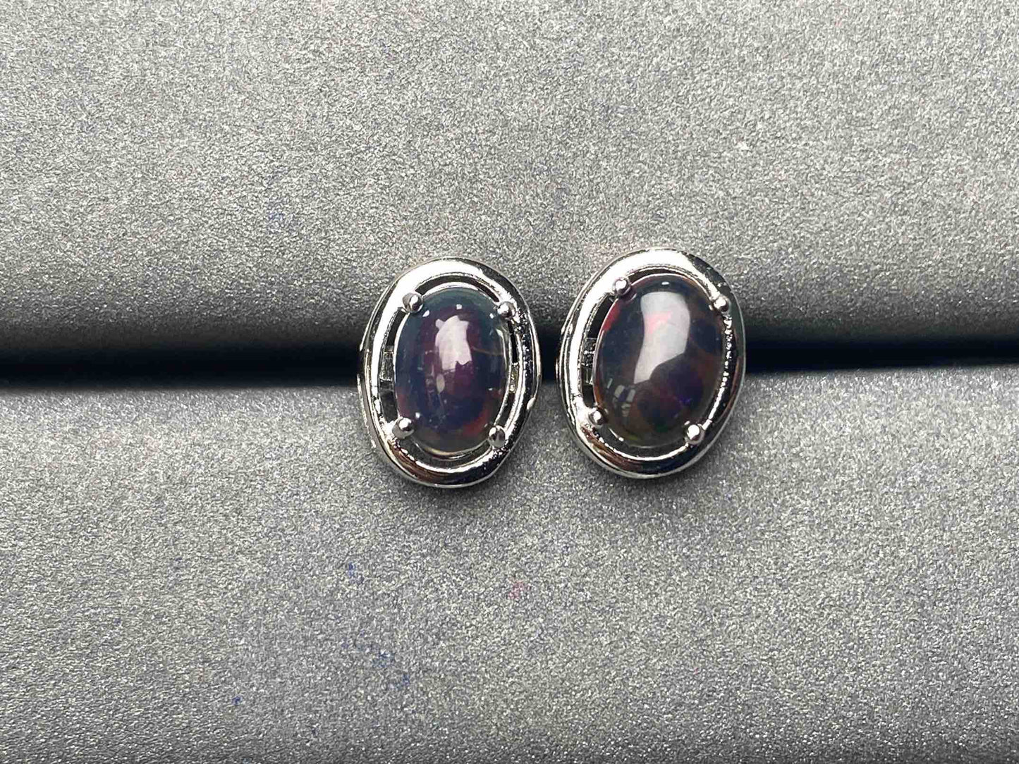 A5567 Opal Earrings
