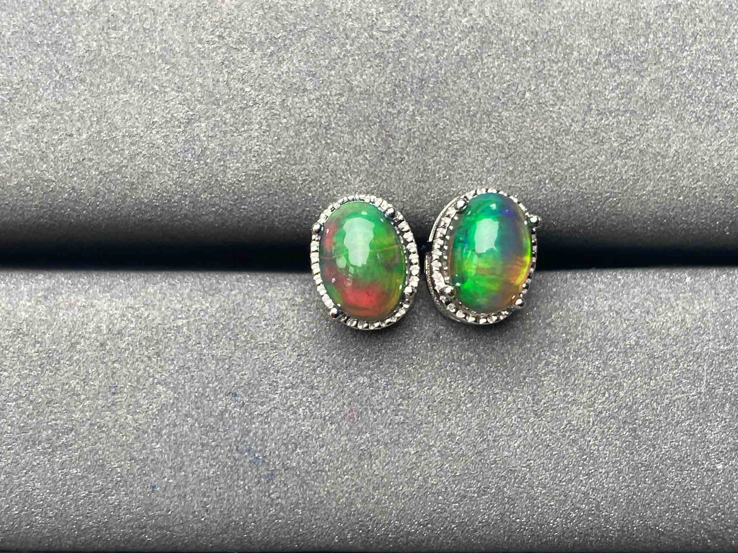 A5568 Opal Earrings