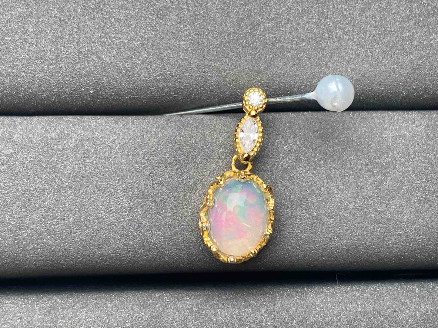 A5573 Opal Pendant