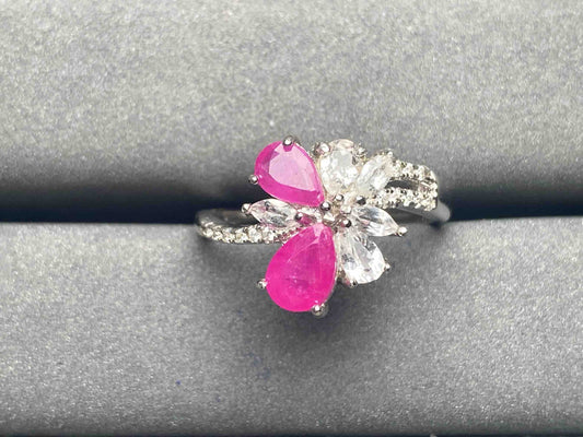 A5605 Ruby Ring