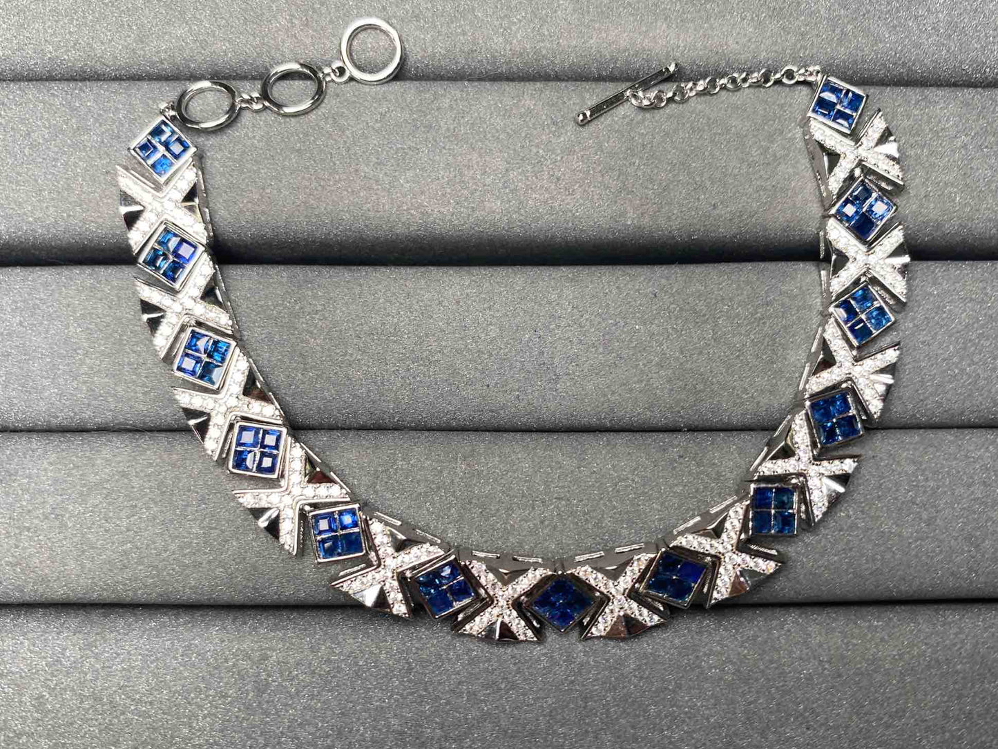 A5626 Blue Sapphire Bracelet