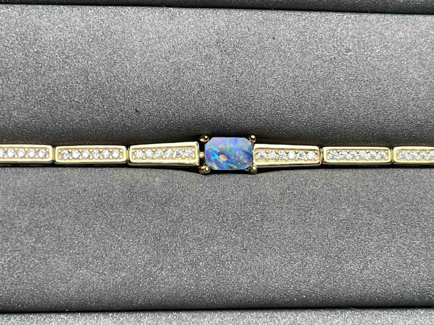 A5676 Opal Bracelet
